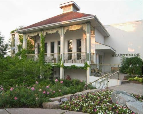 Fern Resort Orillia Eksteriør billede