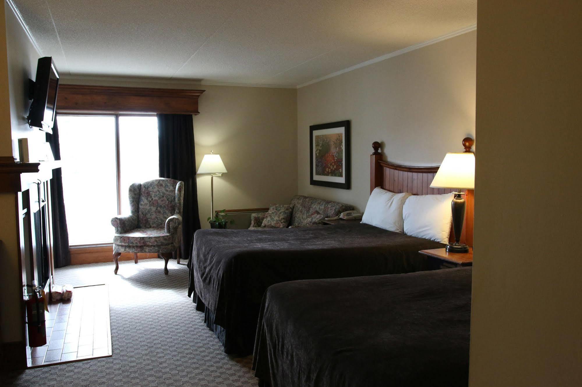 Fern Resort Orillia Eksteriør billede